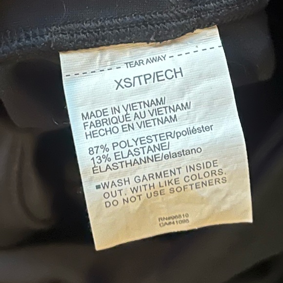 Under Armour Compression HeatGear bike long shorts size XS - Picture 7 of 8